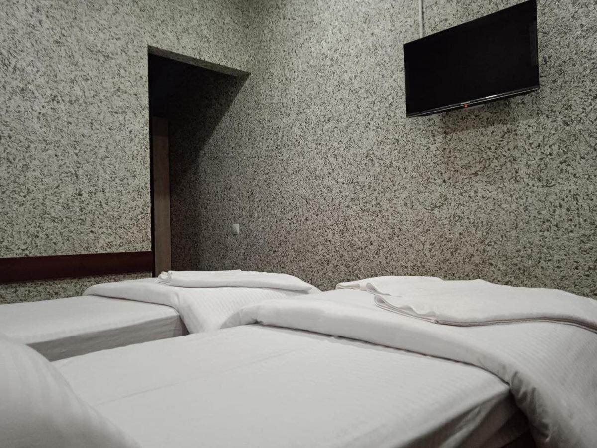 Taxtapul Hotel Tashkent Exterior photo